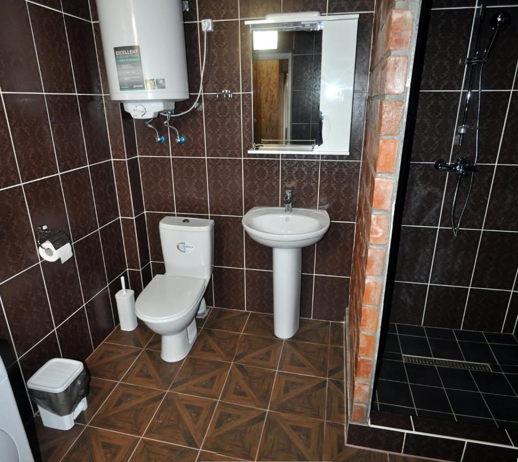 Дворівневі Апартаменти-Лофт У Старому Місті Kamianets-Podilskyi Exterior foto